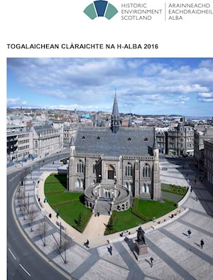 Front cover of Scotland's Listed Buildings 2016 (Gaelic)
